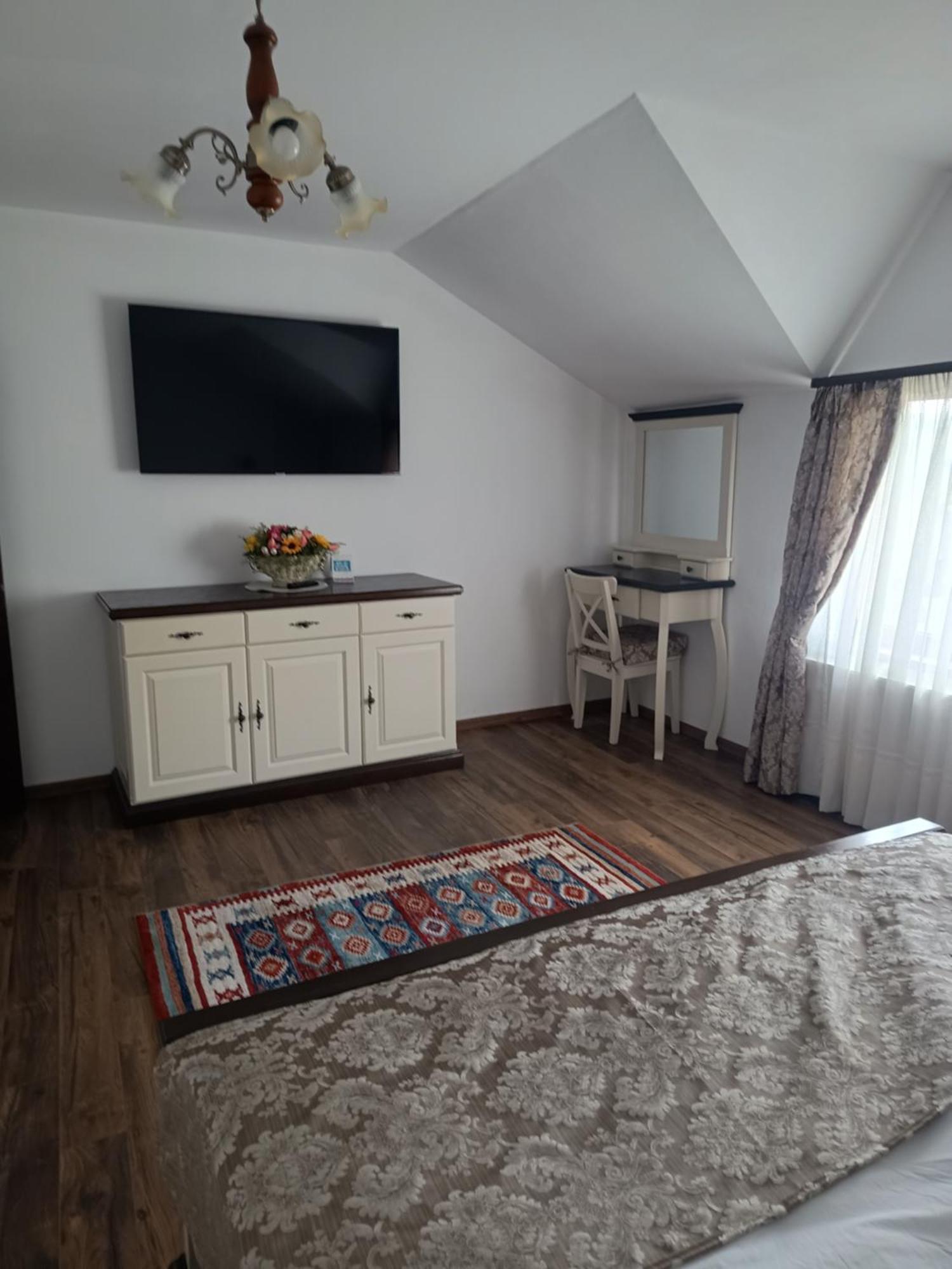 Pensiunea In Poiana Glod  Dış mekan fotoğraf