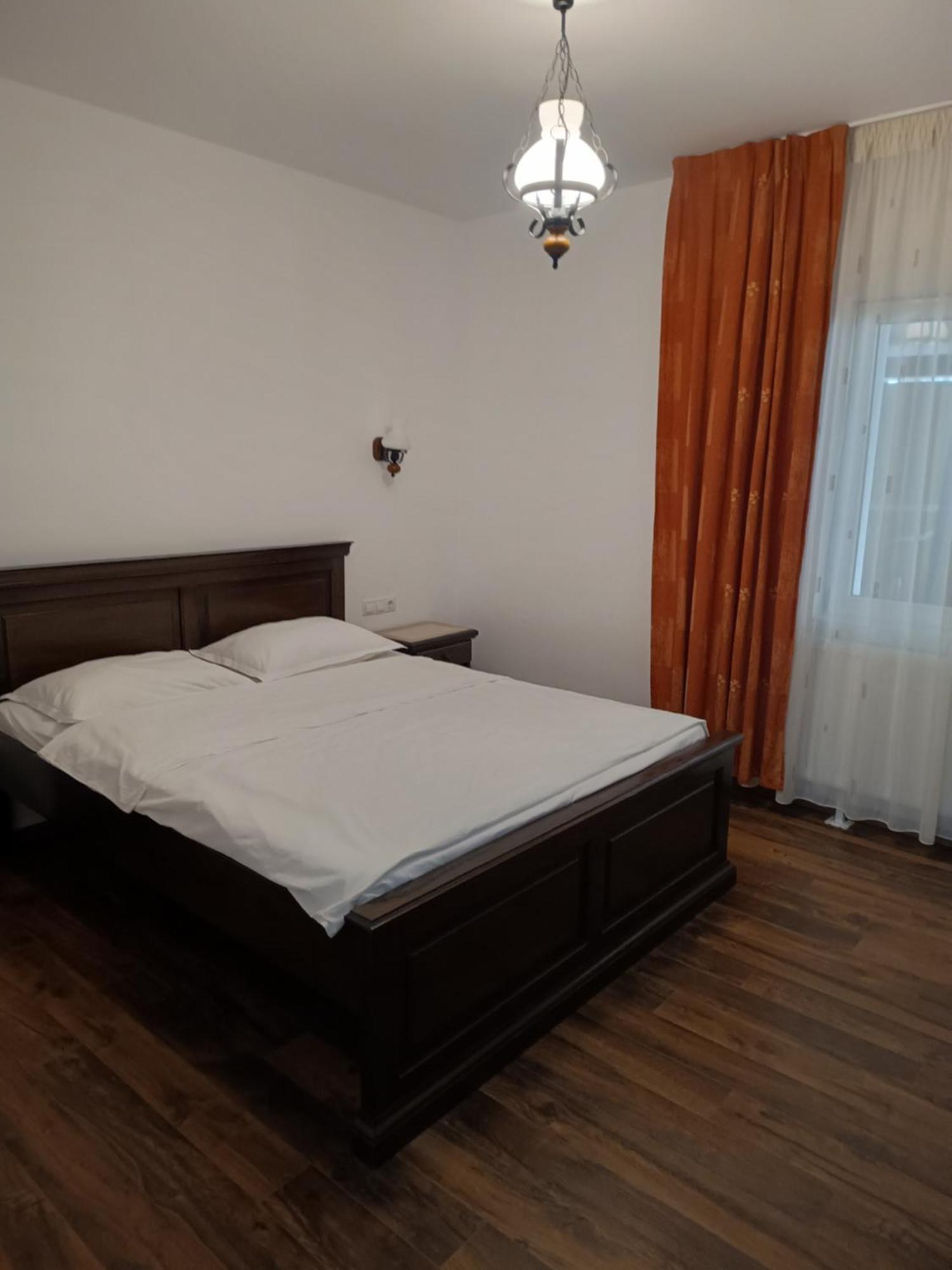 Pensiunea In Poiana Glod  Dış mekan fotoğraf