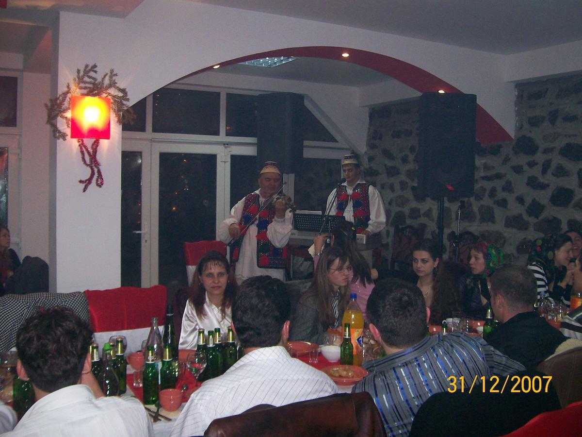 Pensiunea In Poiana Glod  Dış mekan fotoğraf